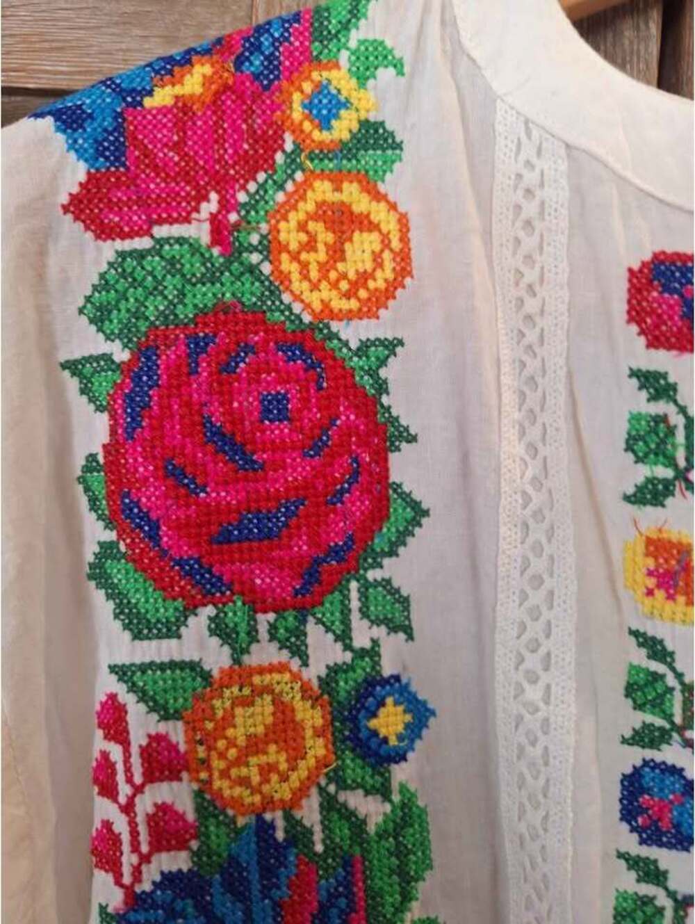 Hand embroidered dress, needlepoint, cottage core, cotton. Unworn?,  Medium/ Lar